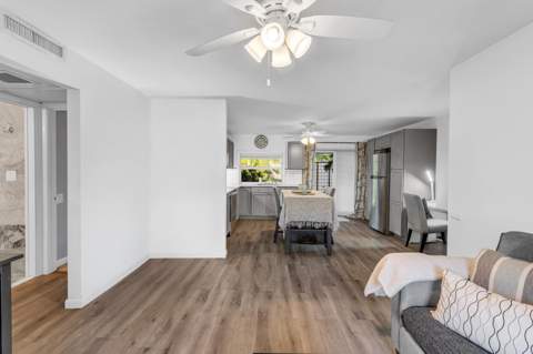 5314 NE 6 Avenue #E20, Oakland Park FL - photo 13 of 33