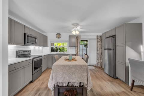 5314 NE 6 Avenue #E20, Oakland Park FL - photo 10 of 33