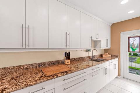 1118 Lake Terrace #217 H, Boynton Beach FL - photo 10 of 61