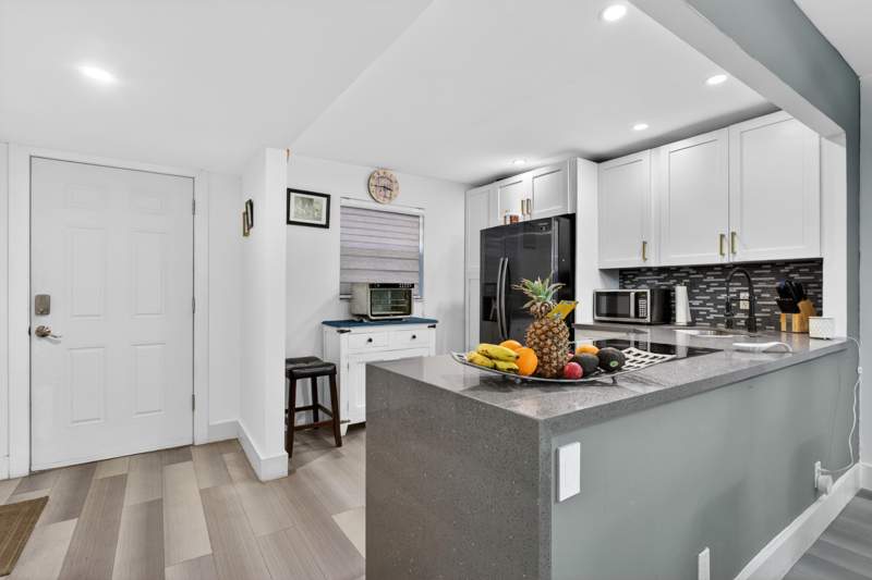 2 bedroom Condominium at 3160 Holiday Springs Boulevard #7-112, Holiday Springs Village 1 Condo, Margate — photo 5