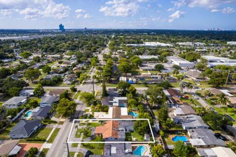 2141 N 56th Avenue, Hollywood FL - photo 21 of 23