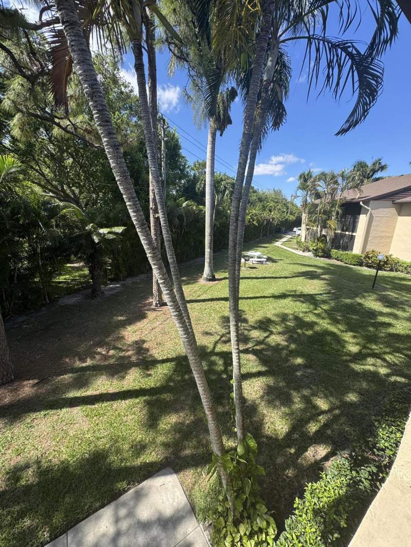 2 bedroom Condominium at 435 Pine Glen Lane #C-2, Pine Ridge South IV Condo, Greenacres — photo 2