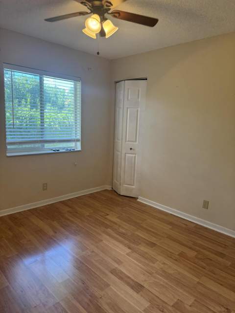 435 Pine Glen Lane #C-2, Greenacres FL - photo 13 of 17
