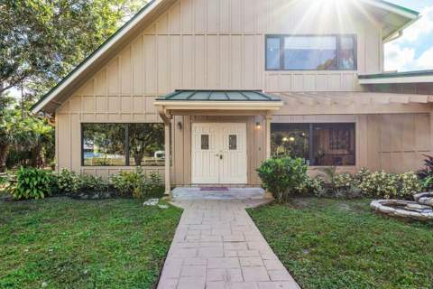 9266 Pinion Drive, Lake Worth FL - photo 6 of 68