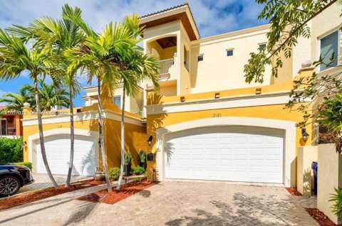 3121 NE 26Th Street, home for sale on NE 26Th Street