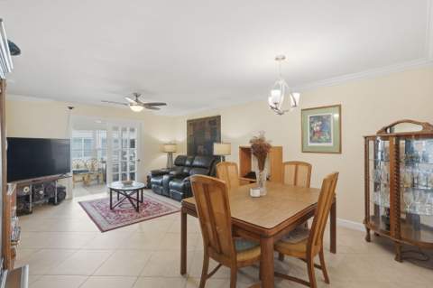 19000 Stewart Circle #4, Boca Raton FL - photo 13 of 46