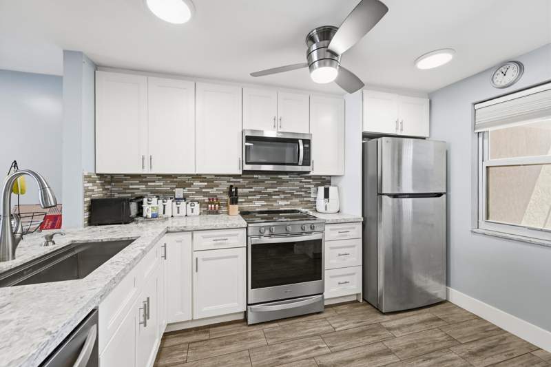 2 bedroom Condominium at 777 S Federal Highway #G214, Island Club, Pompano Beach — photo 4