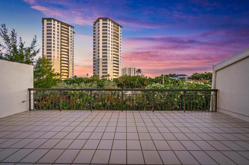 3 bedroom Condominium at 3970 N Ocean Drive #6, Martinique 2, Singer Island — photo 4