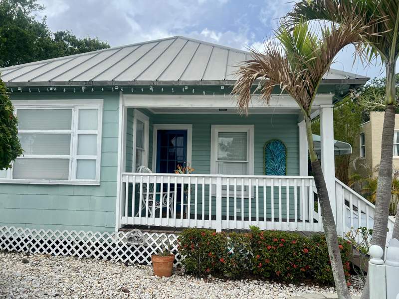2 bedroom Single Family Residence at 208 Avenue E, Assessor'S Map Of N Part Of Fort Pierce, Fort Pierce — photo 5