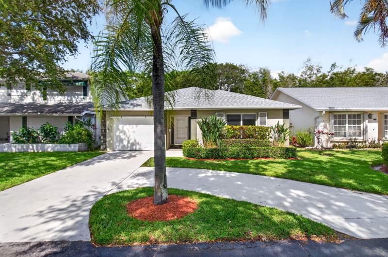 3 bedroom Single Family Residence at 201 Del Rio Boulevard, Lincolnwood Village, Boca Raton — photo 3
