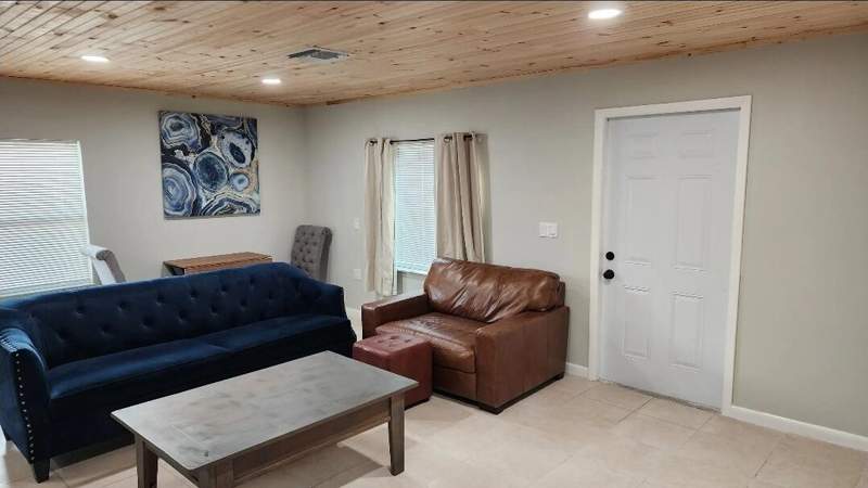 2 bedroom Single Family Residence at 618 Hunter Street, Forest Ridge Park, West Palm Beach — photo 3