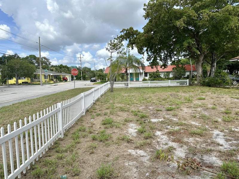 1 bedroom Single Family Residence at 312 12th Avenue, Lake Worth Town Of, Lake Worth Beach — photo 2