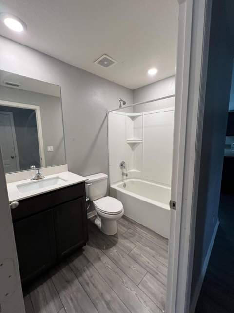 5516 Jamboree Drive, Fort Pierce FL - photo 7 of 10