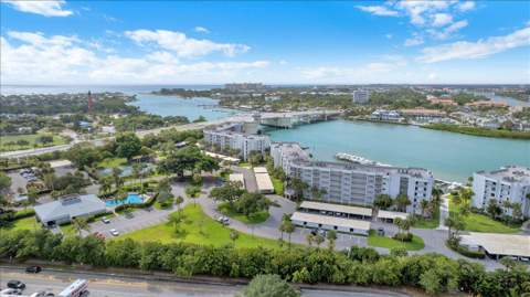 1648 Jupiter Cove Drive #210, Jupiter FL - photo 23 of 31