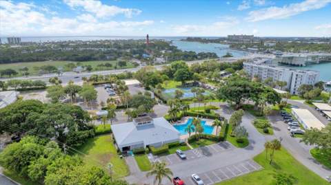 1648 Jupiter Cove Drive #210, Jupiter FL - photo 24 of 31