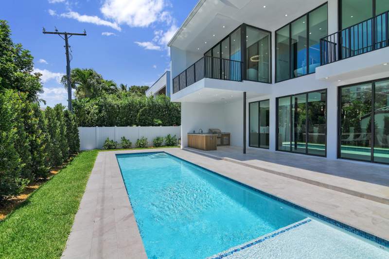 5 bedroom Single Family Residence at 344 NE 2nd Street, Kings Court, Boca Raton — photo 3