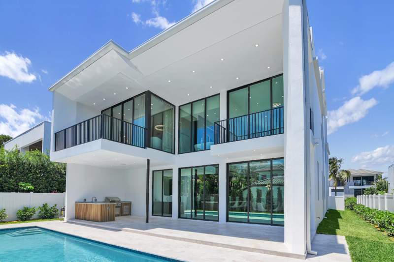 5 bedroom Single Family Residence at 344 NE 2nd Street, Kings Court, Boca Raton — photo 4