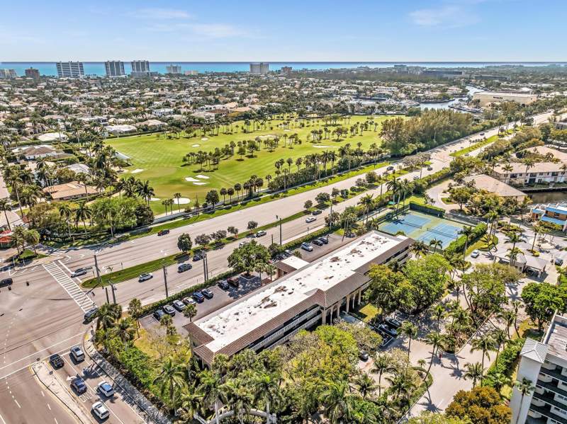 2 bedroom Condominium at 100 Royal Palm Way #303, Boca Royal Apts Cond Bldg B, Boca Raton — photo 3