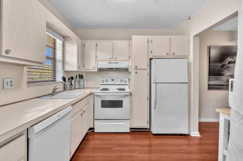 100 Royal Palm Way #303, Boca Raton FL - photo 13 of 36