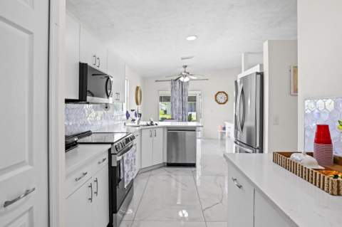 6648 Gaviota, Fort Pierce FL - photo 10 of 45