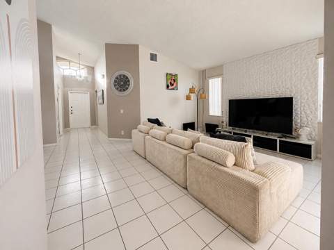 3071 Dogwood Lane, Margate FL - photo 10 of 26