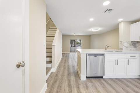 2747 NE 15th Street #2747, Pompano Beach FL - photo 8 of 44