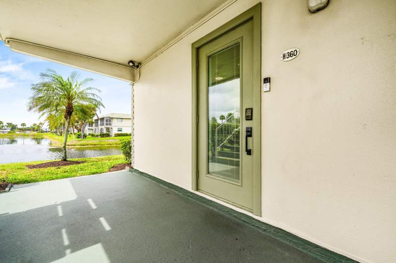 2 bedroom Condominium at 360 Monaco Court #360, Kings Point Monaco Condos, Delray Beach — photo 2