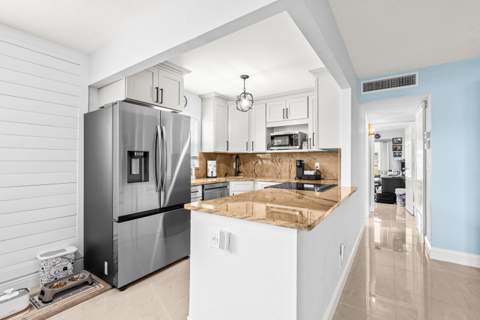 360 Monaco Court #360, Delray Beach FL - photo 8 of 33