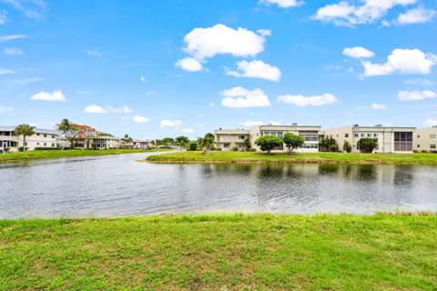 360 Monaco Court #360, Delray Beach FL - photo 24 of 33