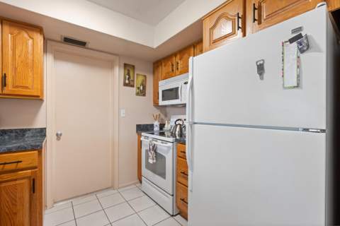 5017 NW 49th Road, Tamarac FL - photo 12 of 32
