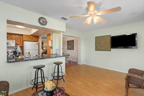 5017 NW 49th Road, Tamarac FL - photo 15 of 32