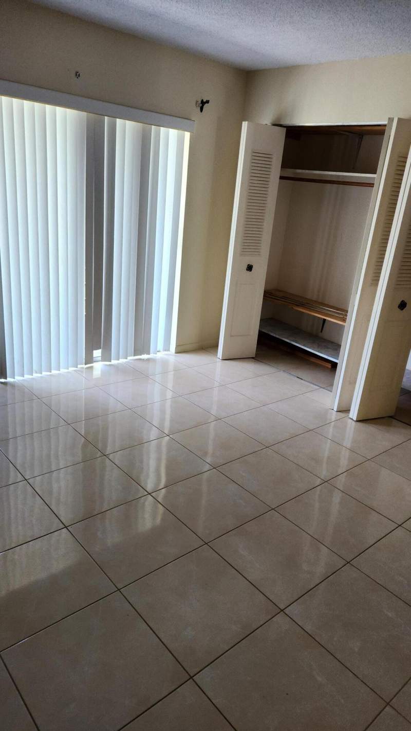 1 bedroom Condominium at 102 Andover D, Andover Condos, West Palm Beach — photo 4