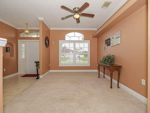 581 SW Grove Avenue, Port St. Lucie FL - photo 16 of 38