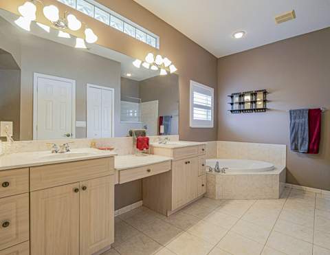 581 SW Grove Avenue, Port St. Lucie FL - photo 21 of 38