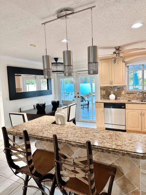 3 bedroom Single Family Residence at 10079 Yeoman Lane, Counterpoint Estates 5, Royal Palm Beach — photo 5