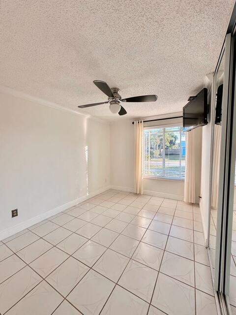 10079 Yeoman Lane, Royal Palm Beach FL - photo 21 of 31