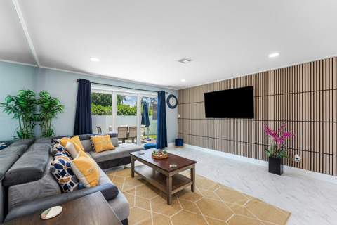 214 SE 5th Street, Dania Beach FL - photo 9 of 40
