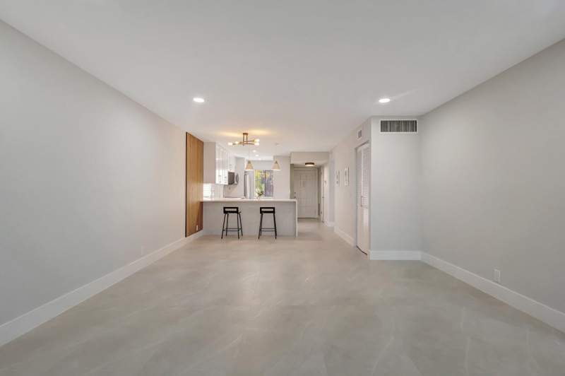2 bedroom Condominium at 4090 Tivoli Court #208, Fountains Of Palm Beach Condo 7, Lake Worth — photo 3
