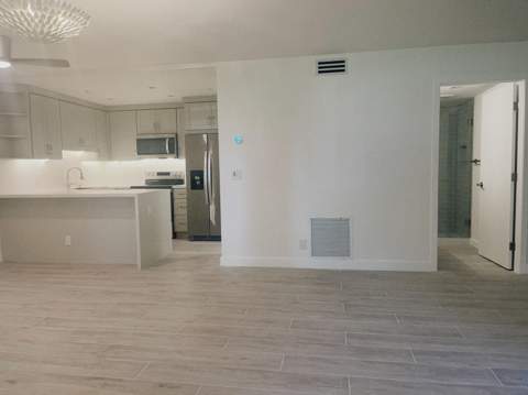 5993 La Pinata Boulevard #D1, Greenacres FL - photo 8 of 22