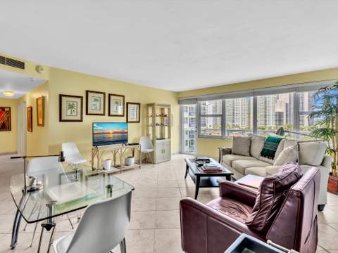 3300 NE 36th Street #721, Fort Lauderdale FL - photo 6 of 48