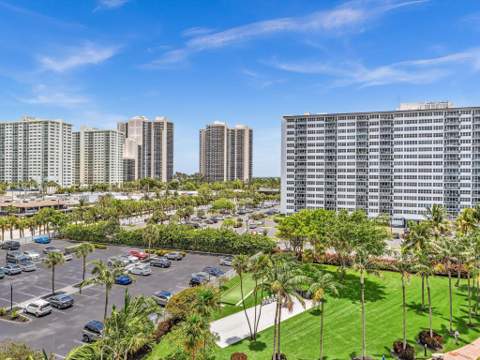 3300 NE 36th Street #721, Fort Lauderdale FL - photo 9 of 48