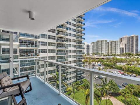 3300 NE 36th Street #721, Fort Lauderdale FL - photo 12 of 48