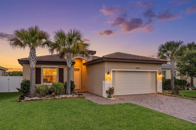 3 bedroom Single Family Residence at 8095 NW Greenbank Circle, Copper Creek Plat No 2, Port St. Lucie — photo 3