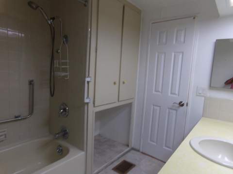 6385 Cypress Lane, Atlantis FL - photo 23 of 46