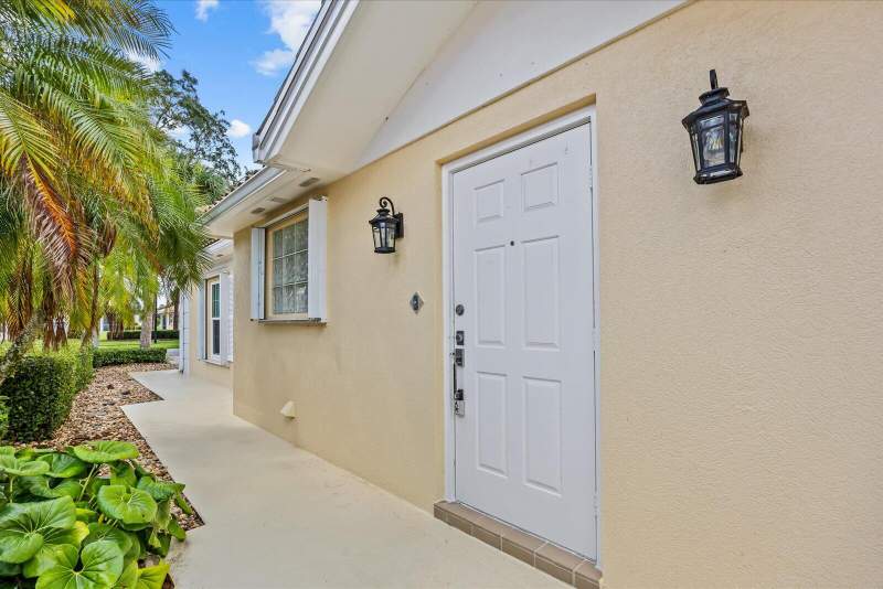 2 bedroom Villa at 918 SW Balmoral Trace, Florida Club, Stuart — photo 3
