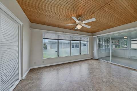 2581 E Golf Boulevard, Pompano Beach FL - photo 12 of 55