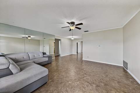 2581 E Golf Boulevard, Pompano Beach FL - photo 13 of 55