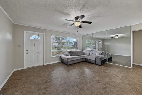 2581 E Golf Boulevard, Pompano Beach FL - photo 15 of 55