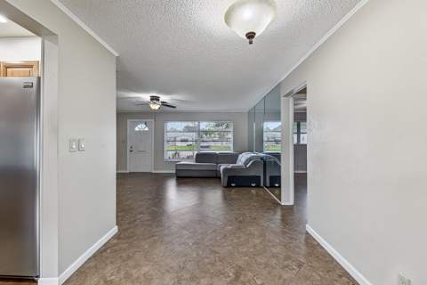 2581 E Golf Boulevard, Pompano Beach FL - photo 16 of 55
