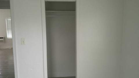 900 W 9th Street, Riviera Beach FL - photo 9 of 30